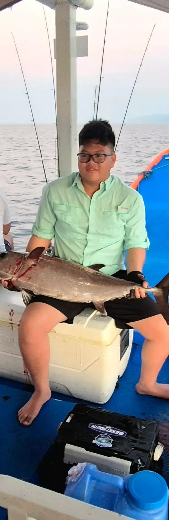 Trophy catch aboard Palawan Fishing Buddy — photo 5