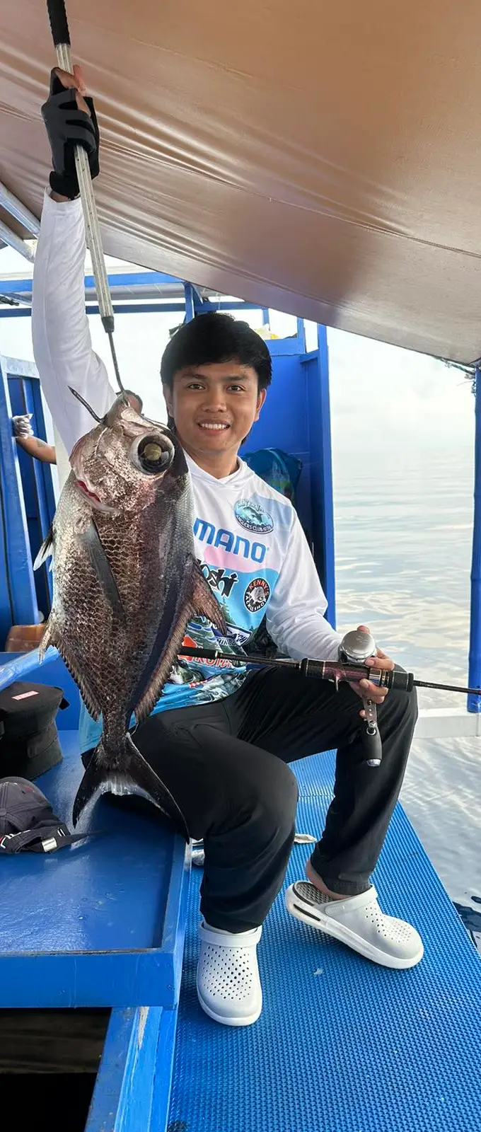 Trophy catch aboard Palawan Fishing Buddy — photo 16