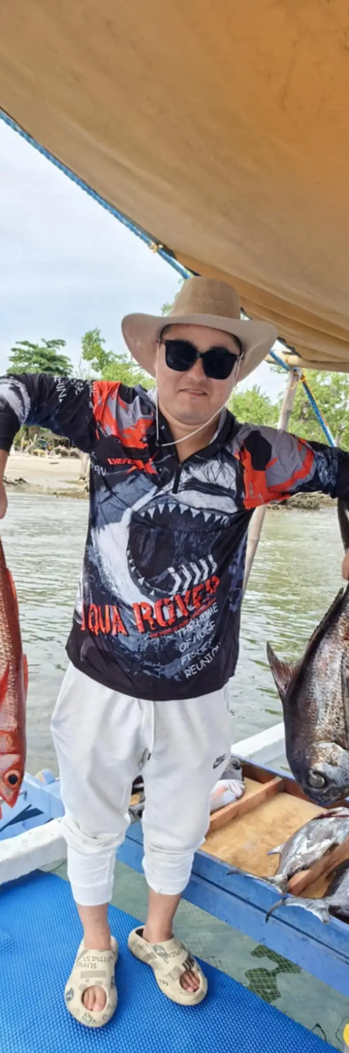 Trophy catch aboard Palawan Fishing Buddy — photo 17