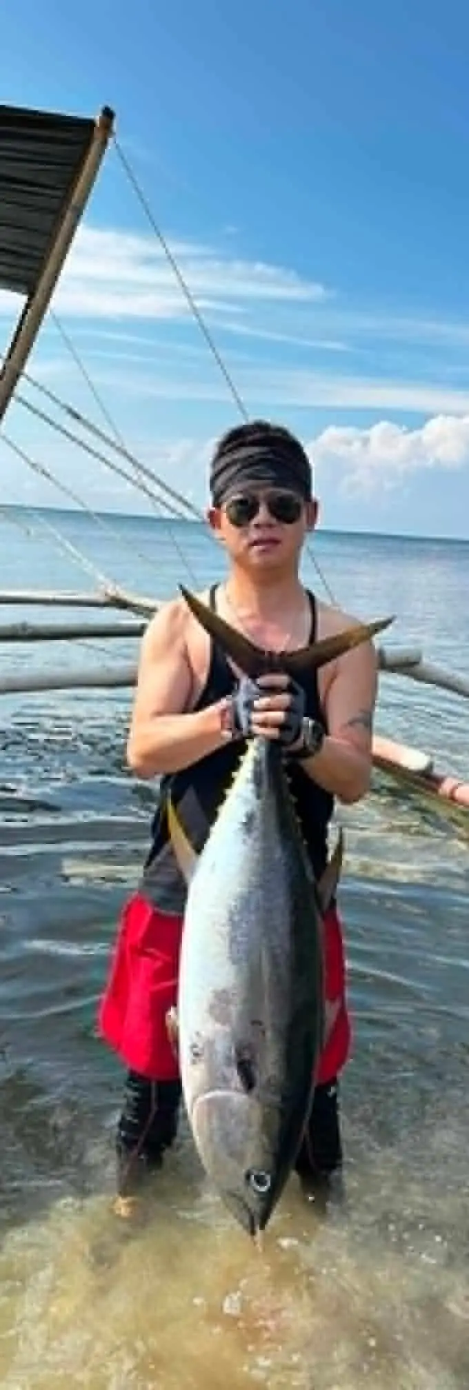 Trophy catch aboard Palawan Fishing Buddy — photo 33